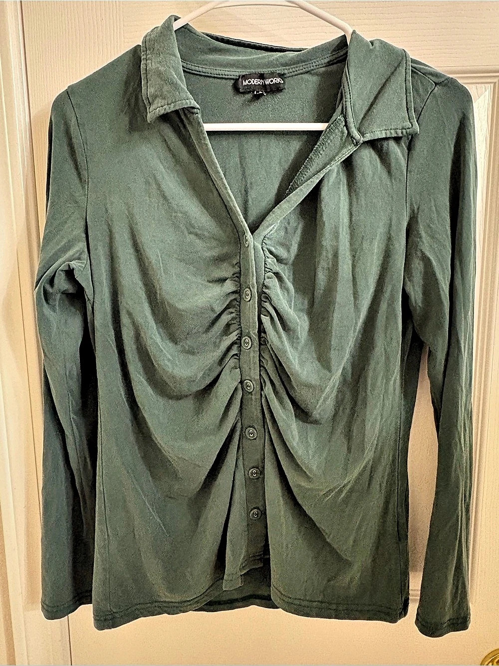 Modern Works Ruched Long Sleeve Button Up Shirt Green Medium
